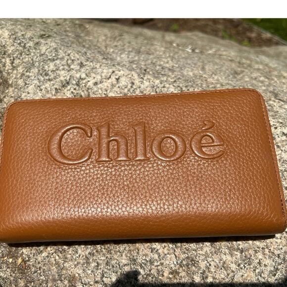 Chloé Long Zipper Wallet - Picture 1 of 11